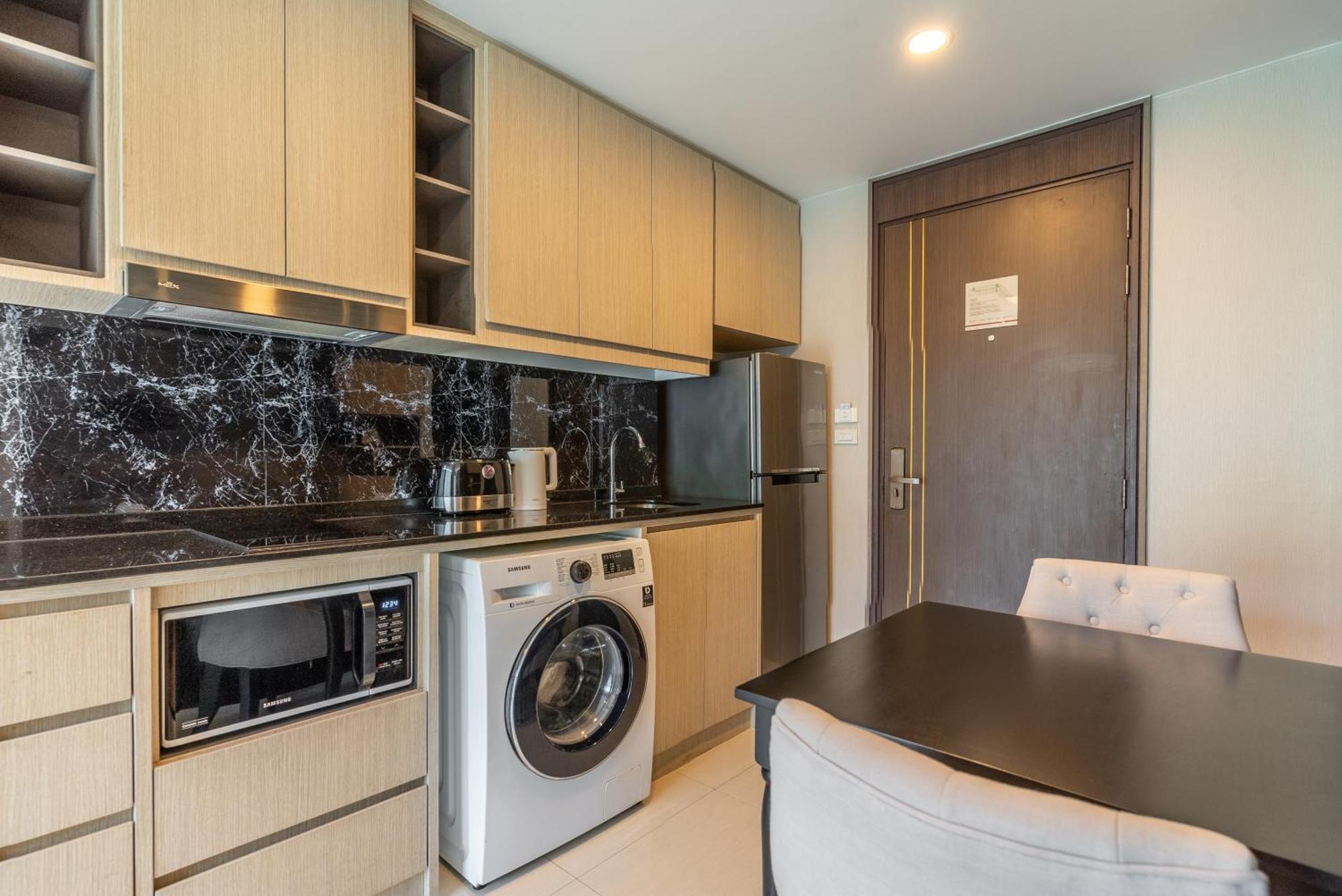 Panora Condo By Villacarte スリンビーチ エクステリア 写真